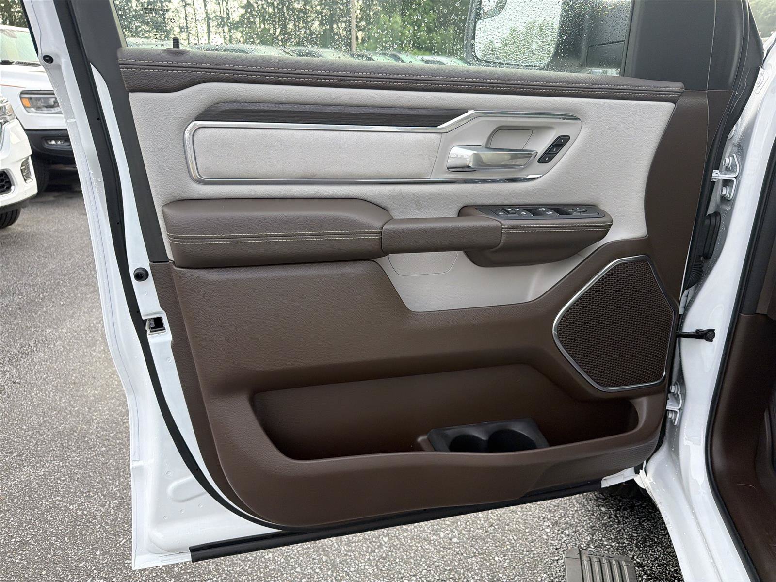 New 2026 RAM 1500 Laramie w/ Laramie Preferred Package RWD image 9