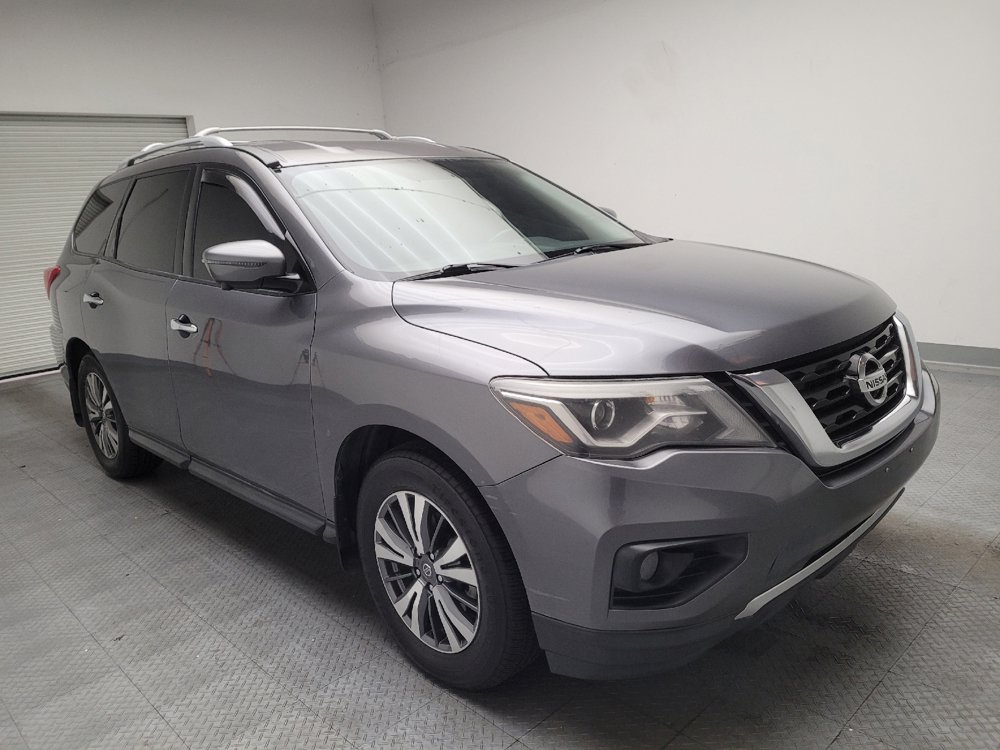 Used 2019 Nissan Pathfinder SL w/ Cargo Package FWD image 13