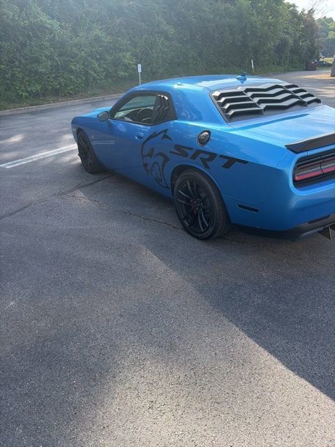 Used 2023 Dodge Challenger SRT Hellcat w/ Driver Convenience Group RWD image 3