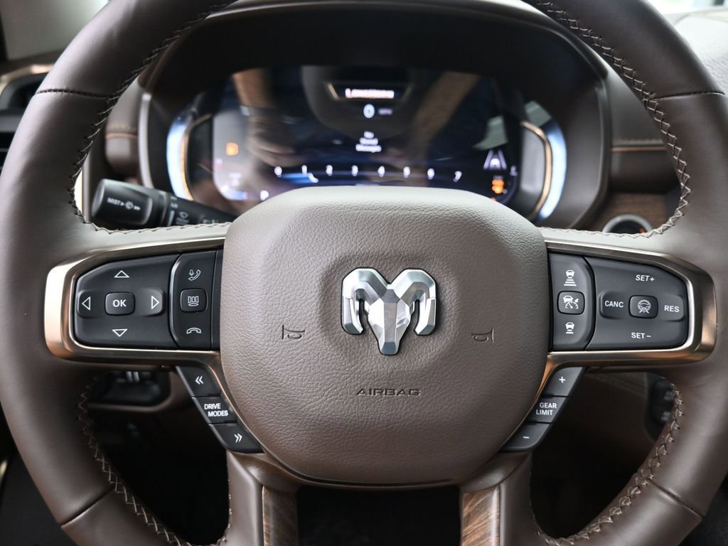 New 2025 RAM 1500 Limited image 22