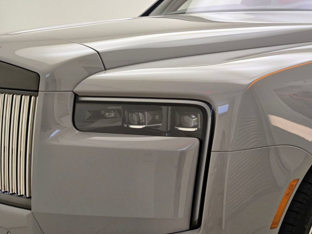 New 2027 Rolls-Royce Cullinan Black Badge AWD/4WD image 8