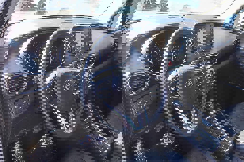 Certified 2020 Hyundai Santa Fe Limited image 24