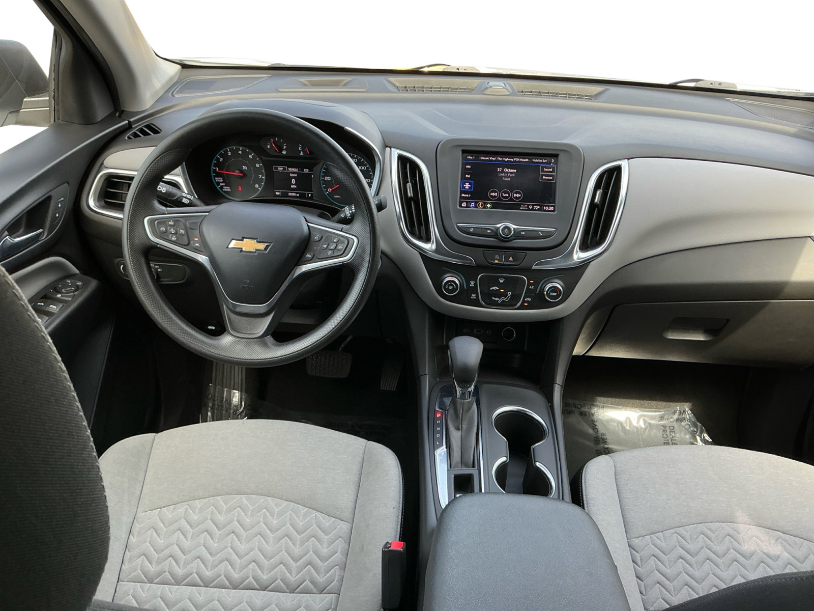 Used 2022 Chevrolet Equinox LS FWD image 14