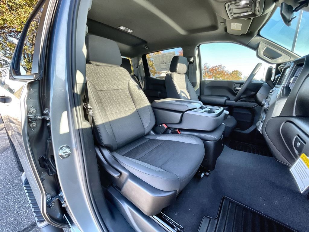 New 2026 Chevrolet Silverado 1500 Custom w/ Rally Edition image 22