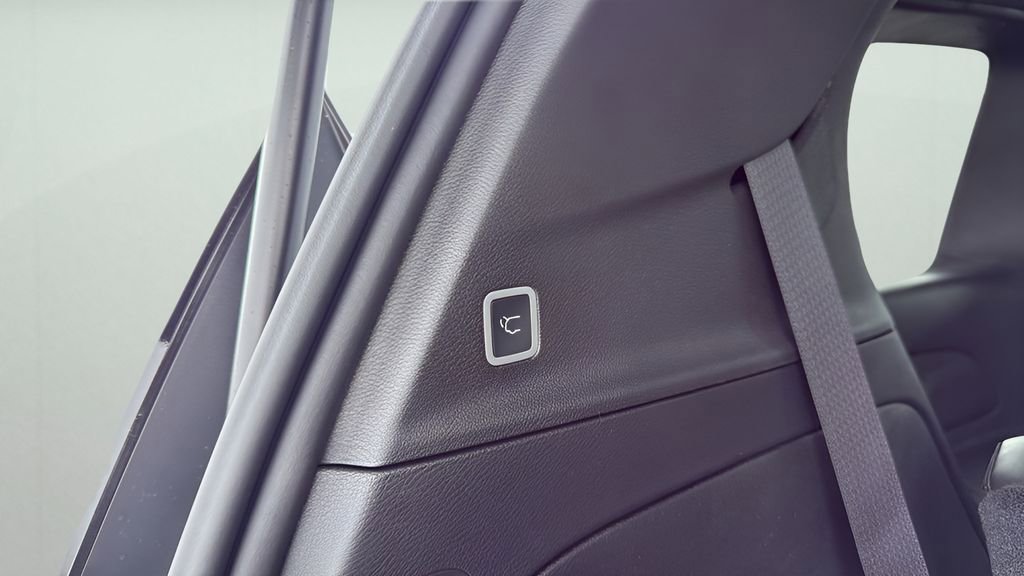 New 2026 Chrysler Pacifica Select image 31