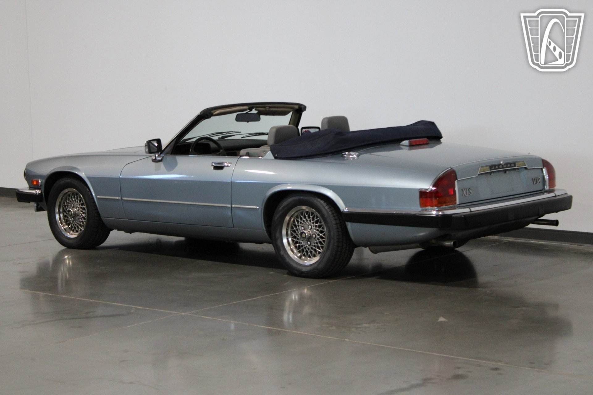 Used 1990 Jaguar XJS V12 Convertible RWD image 23