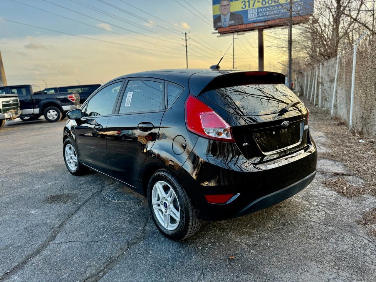 Used 2018 Ford Fiesta SE image 3
