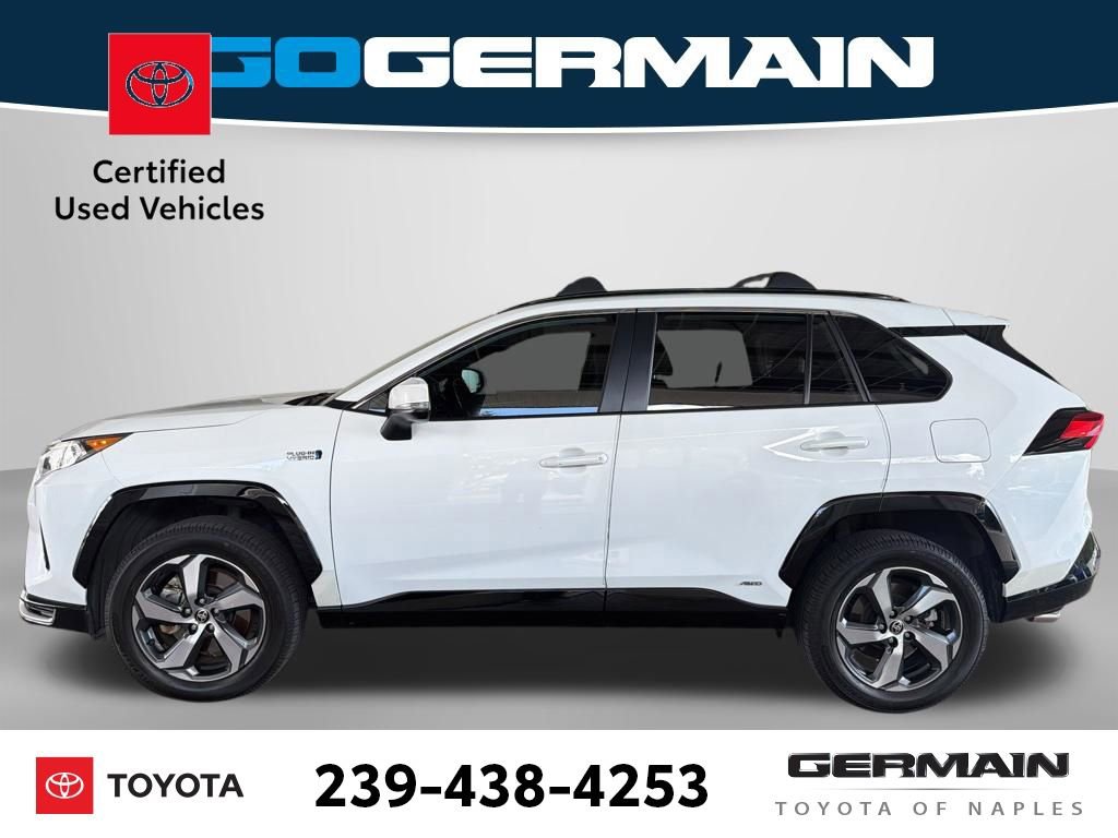 Used 2021 Toyota RAV4 SE w/ Weather & Moonroof Package AWD/4WD image 8