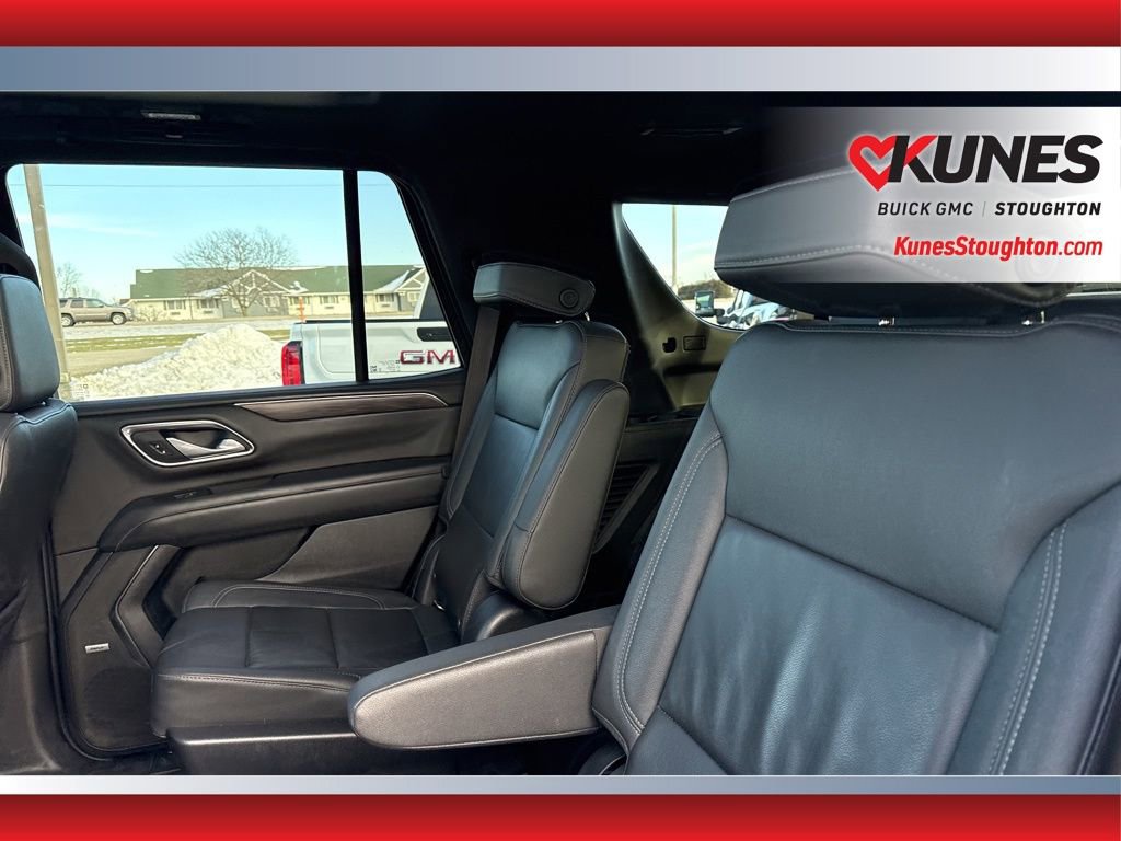 Used 2022 Chevrolet Tahoe Z71 w/ Luxury Package image 32