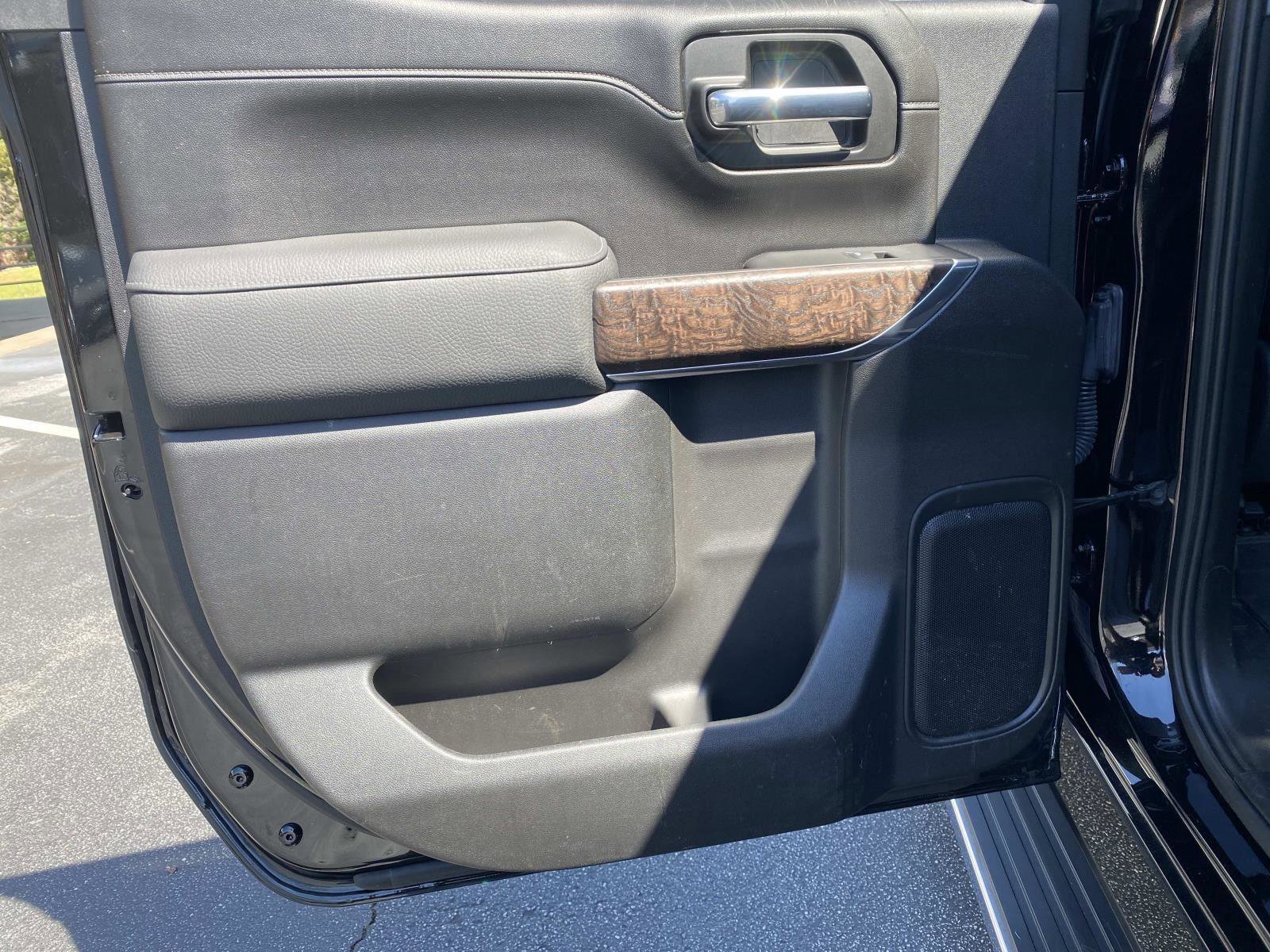 Used 2021 GMC Sierra 1500 Denali w/ Denali Ultimate Package image 18