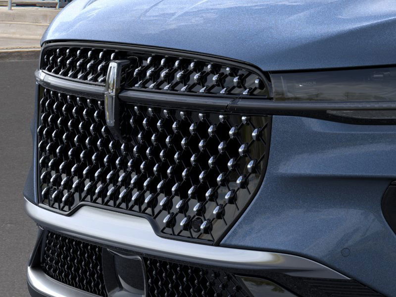 New 2026 Lincoln Nautilus Premier image 17