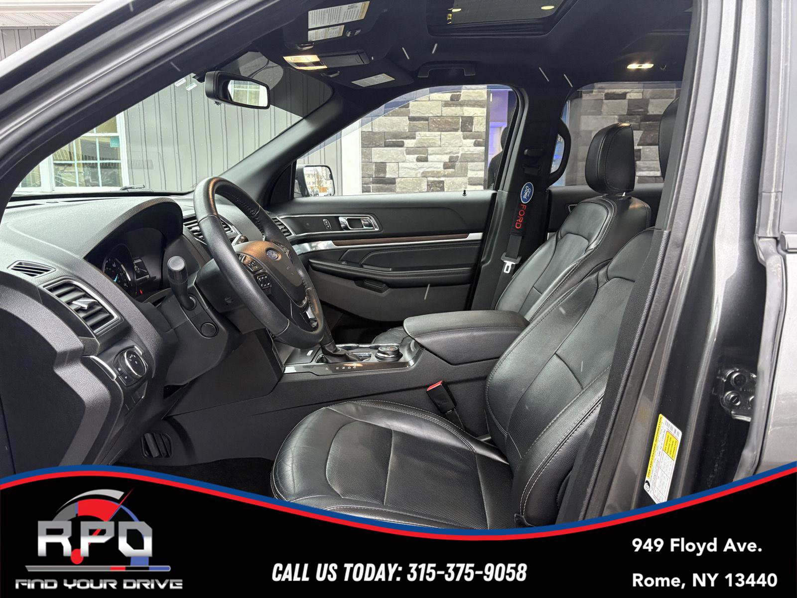 Used 2018 Ford Explorer Limited image 12