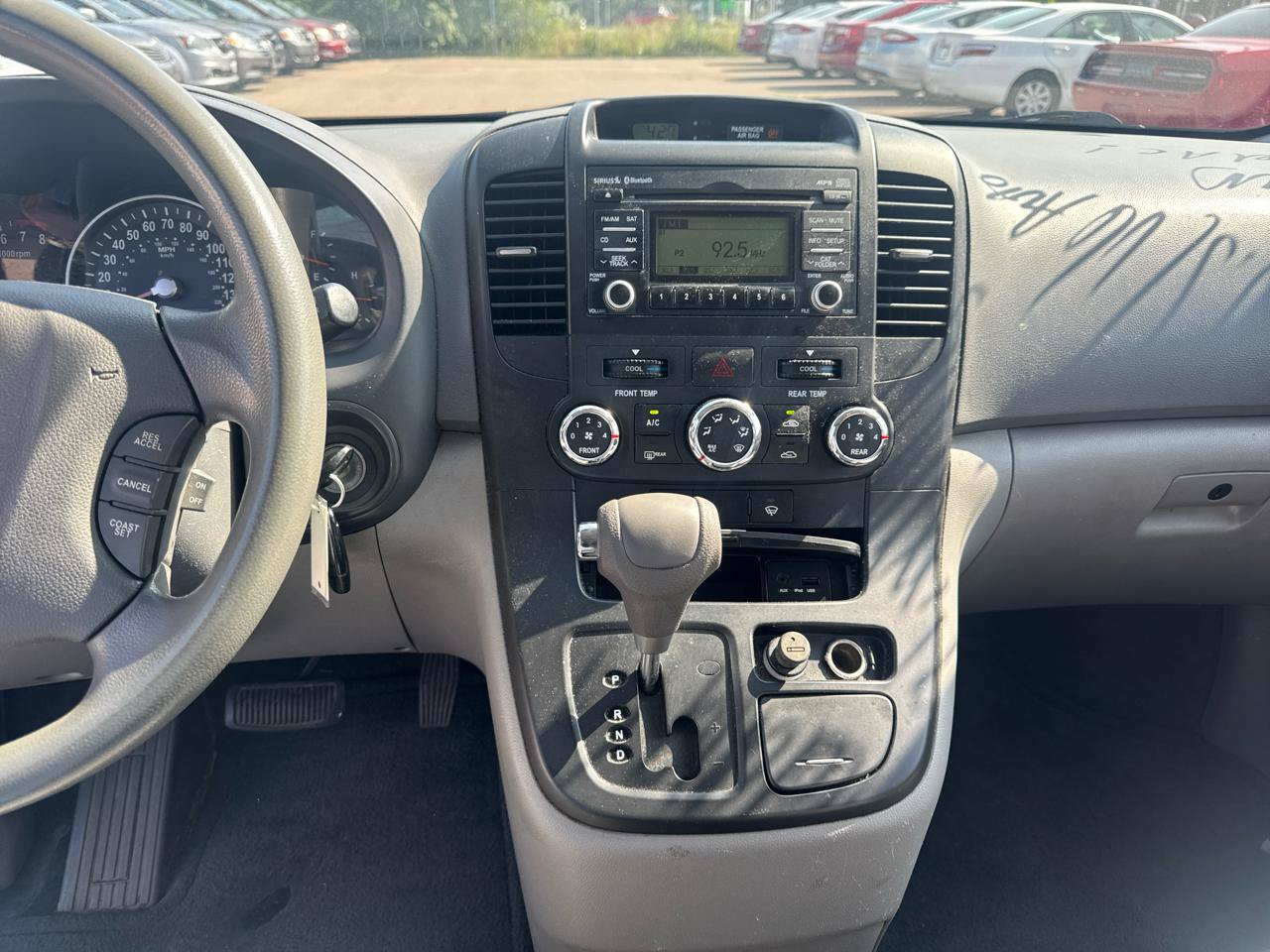 Used 2014 Kia Sedona LX FWD image 10