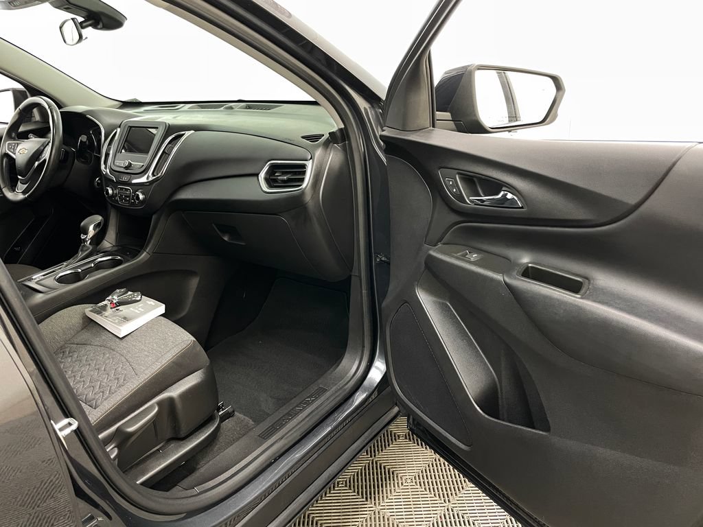 Certified 2022 Chevrolet Equinox LT FWD image 36
