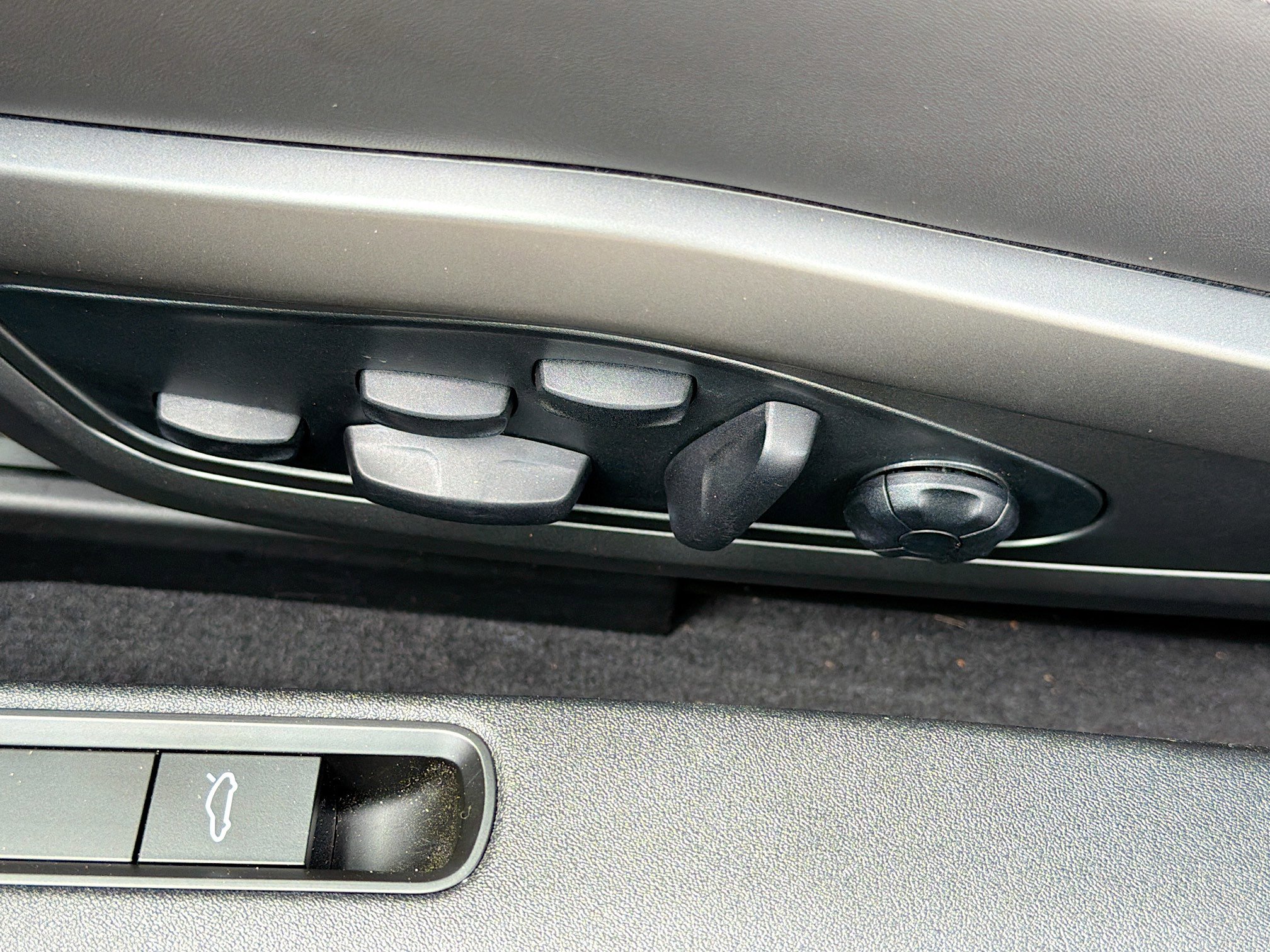 Used 2025 Porsche 911 Carrera GTS image 15