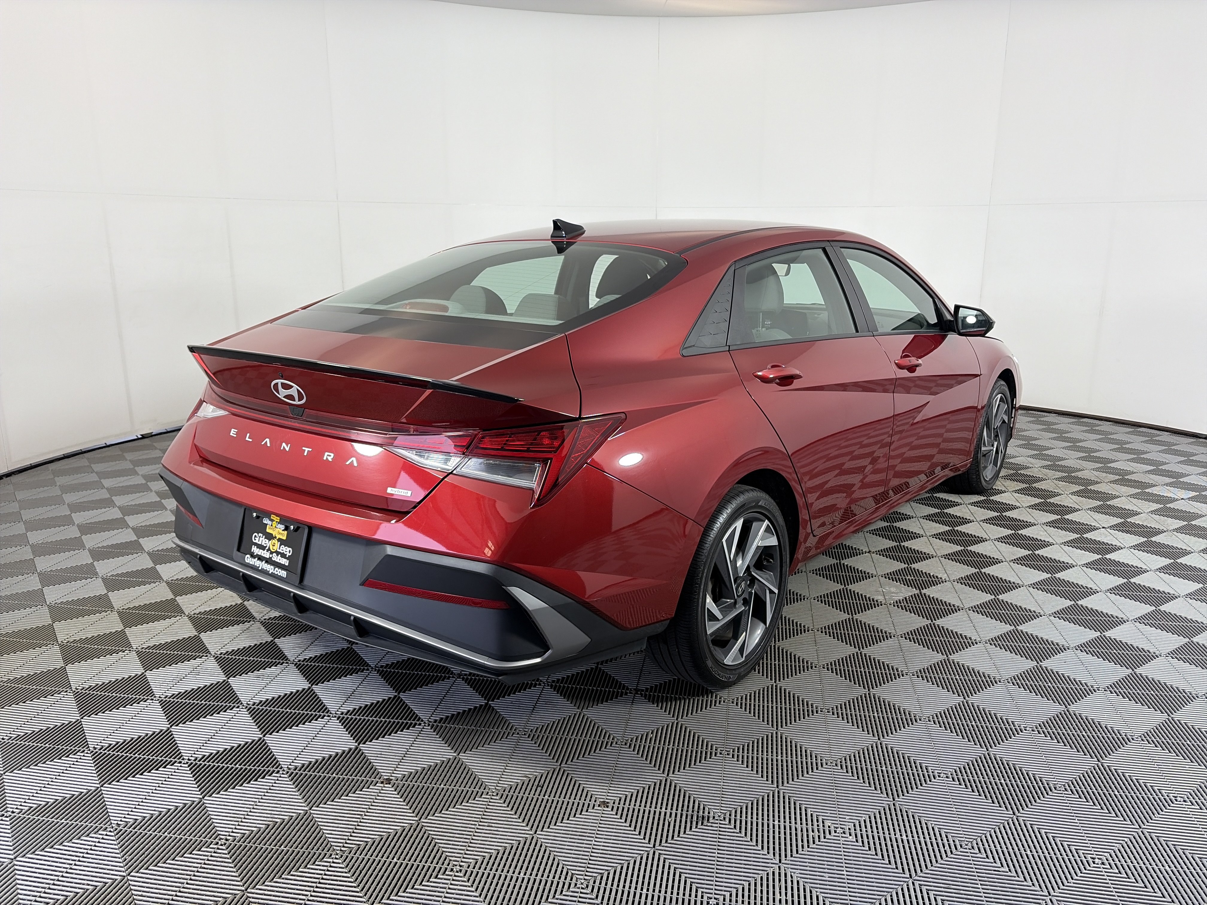 Used 2025 Hyundai Elantra SEL FWD image 10