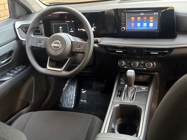 New 2025 Nissan Kicks S image 15