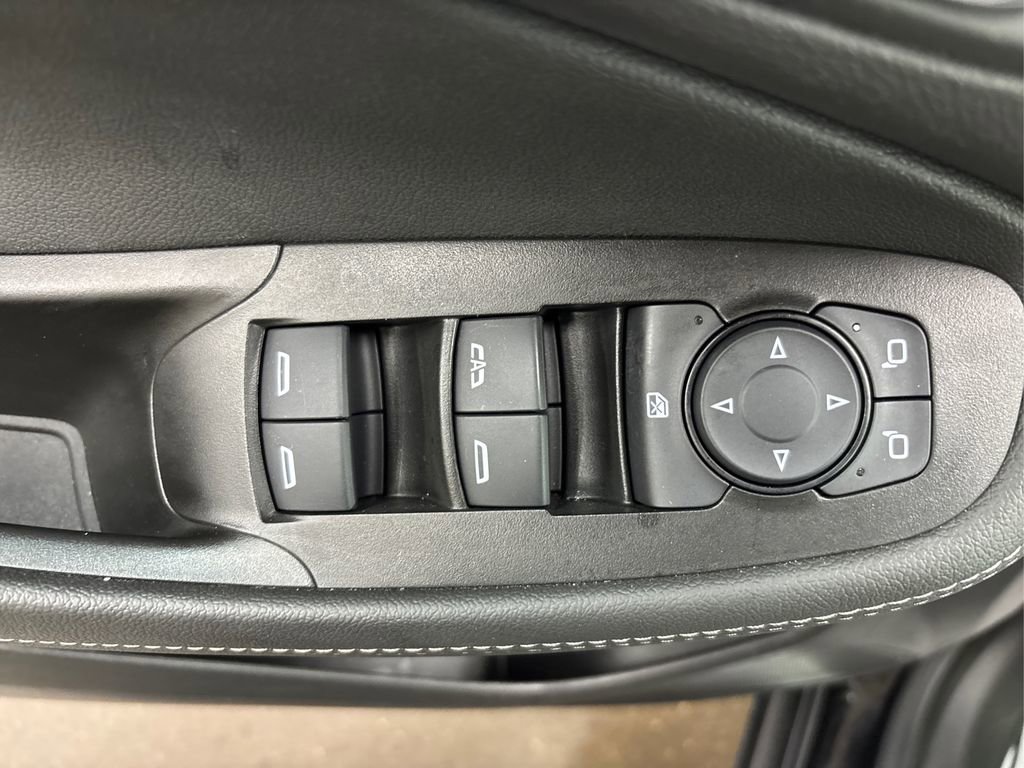 Used 2023 Buick Encore GX Essence w/ Experience Buick Package image 36