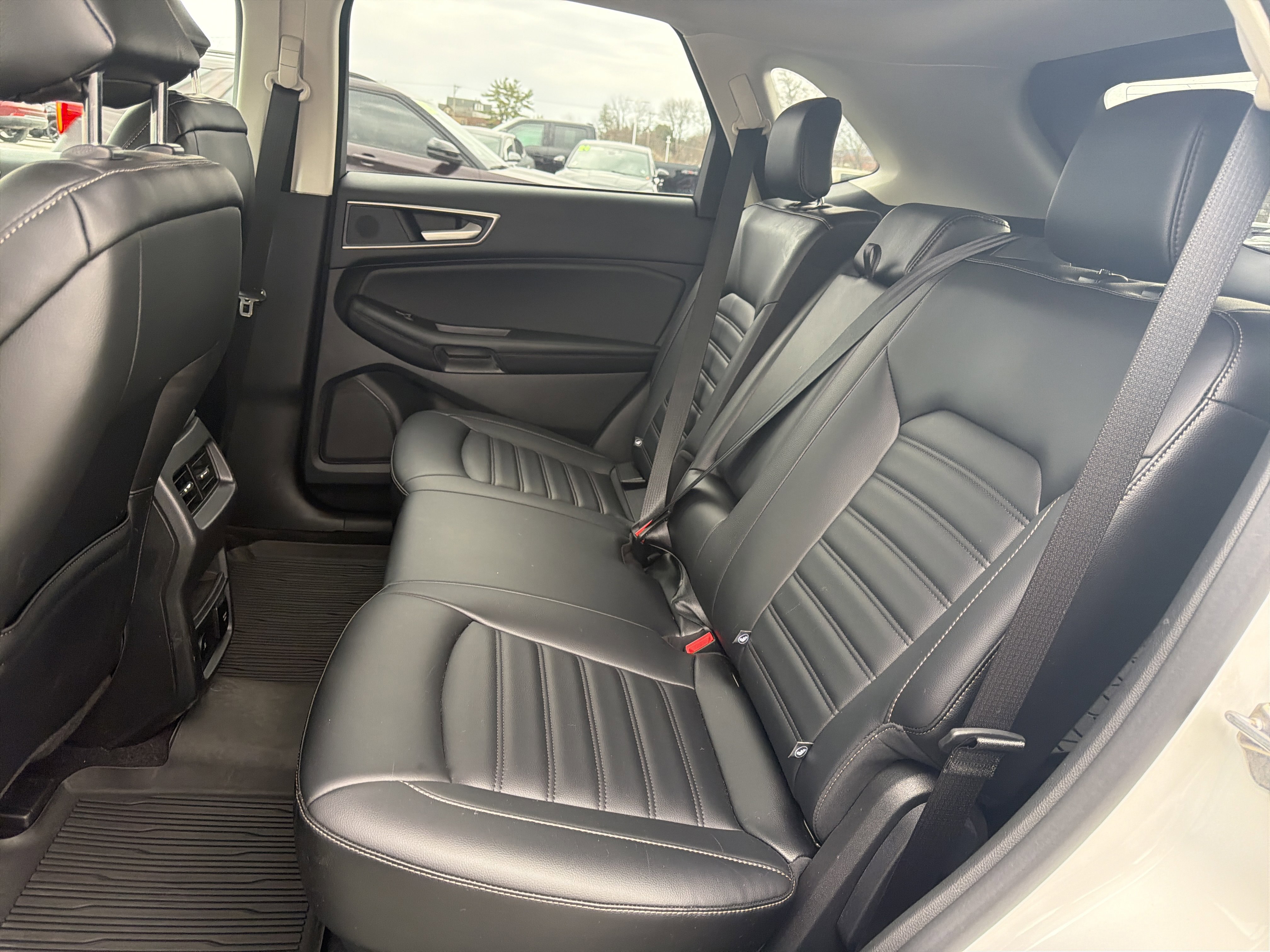 Used 2023 Ford Edge SEL w/ Convenience Package AWD/4WD image 13