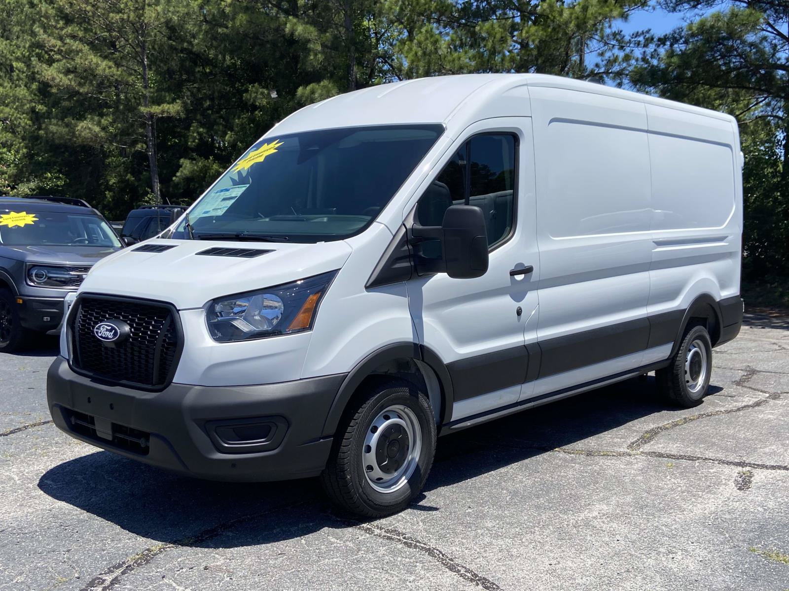 New 2026 Ford Transit 250 148 Medium Roof RWD image 7