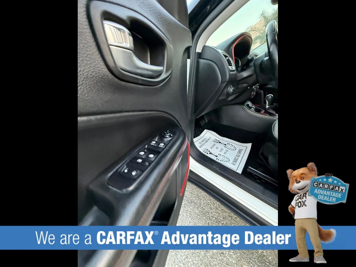 Used 2020 Jeep Compass Trailhawk AWD/4WD image 53