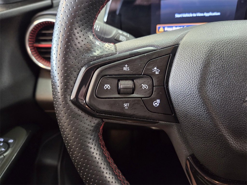 Certified 2024 Chevrolet Trax RS w/ Sunroof Package image 31