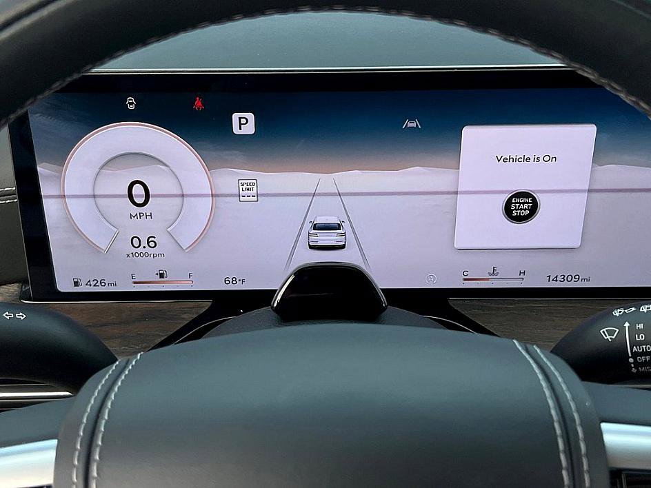 Used 2025 Genesis GV80 3.5T Prestige image 10