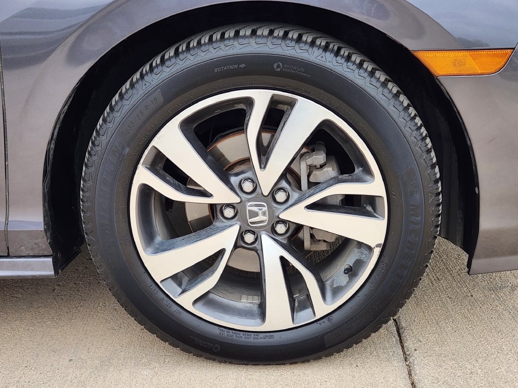 Used 2022 Honda Odyssey Touring image 9