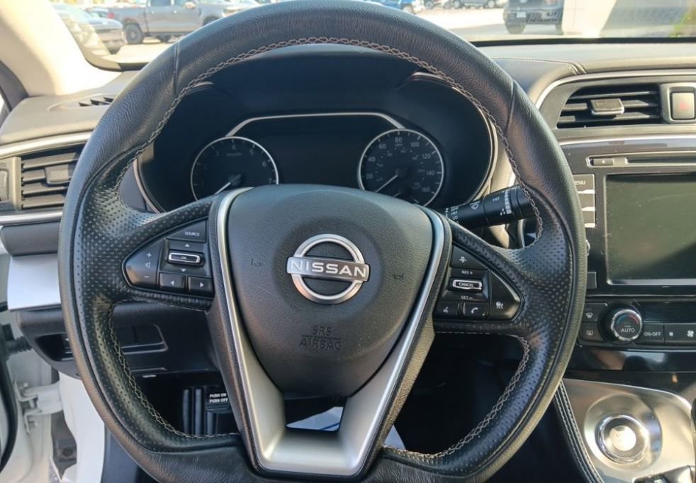 Used 2023 Nissan Maxima SV w/ Floor Mat Group image 10