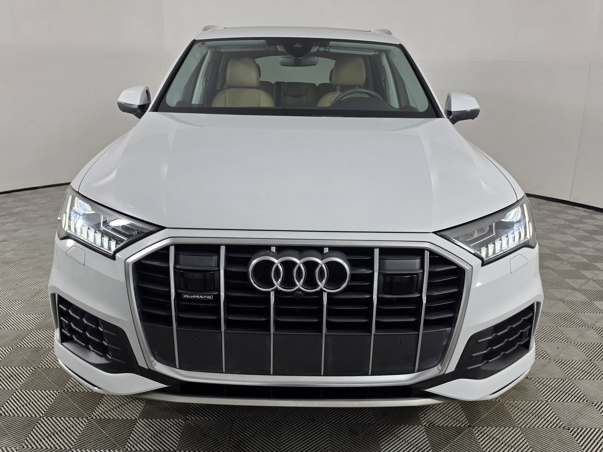 Certified 2023 Audi Q7 2.0T Premium Plus w/ Premium Plus Package AWD/4WD image 2