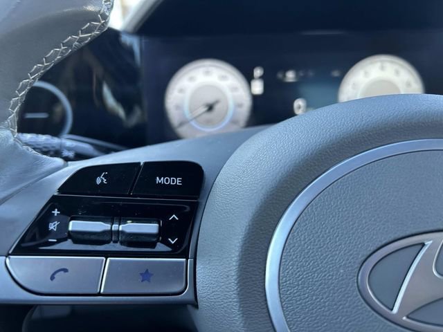 Certified 2024 Hyundai Elantra SEL w/ Convenience Package image 23