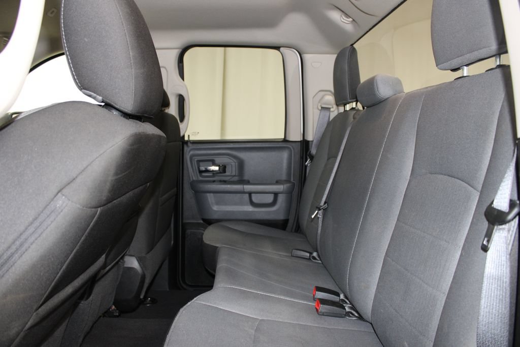 Used 2024 RAM 1500 Classic SLT AWD/4WD image 18