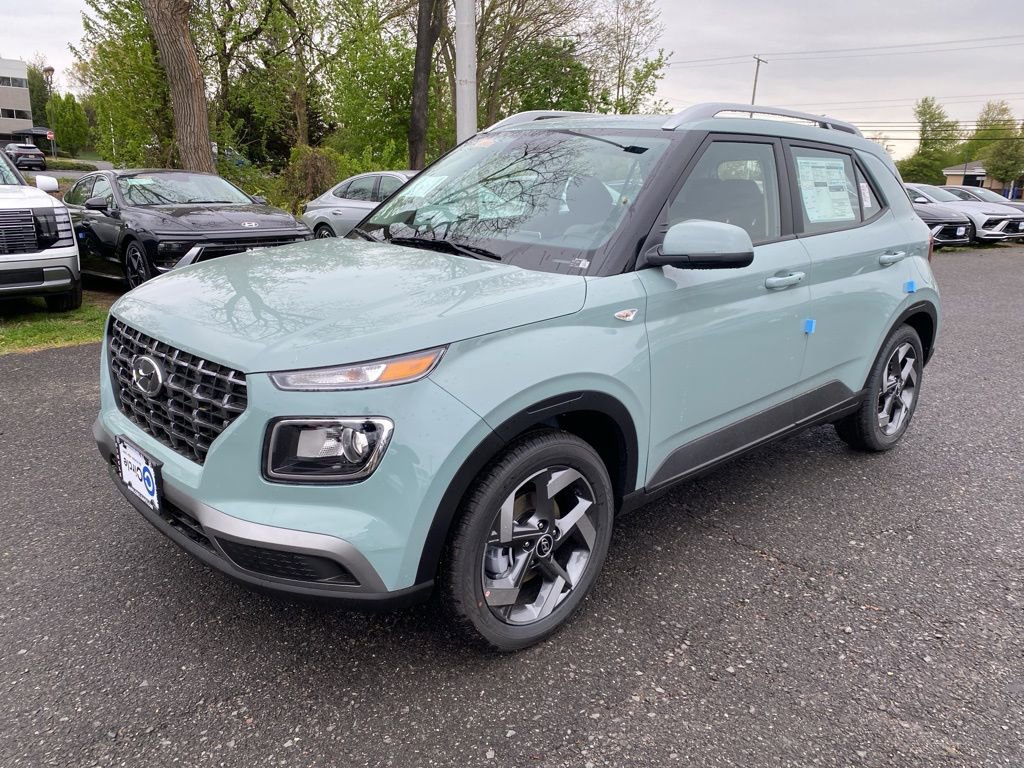 New 2026 Hyundai Venue SEL FWD image 6