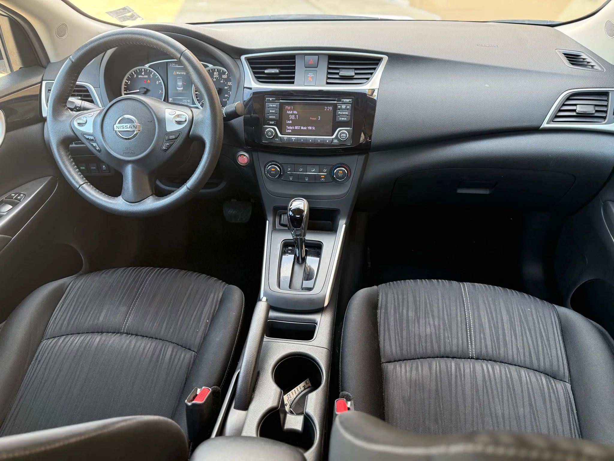 Used 2017 Nissan Sentra SV image 2