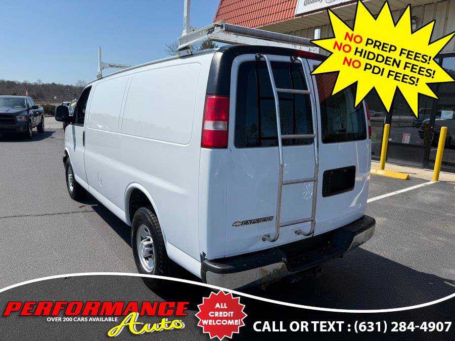Used 2017 Chevrolet Express 2500 w/ Chrome Appearance Package RWD image 5