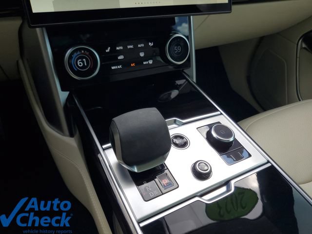 Used 2023 Land Rover Range Rover Long Wheelbase SE AWD/4WD image 30