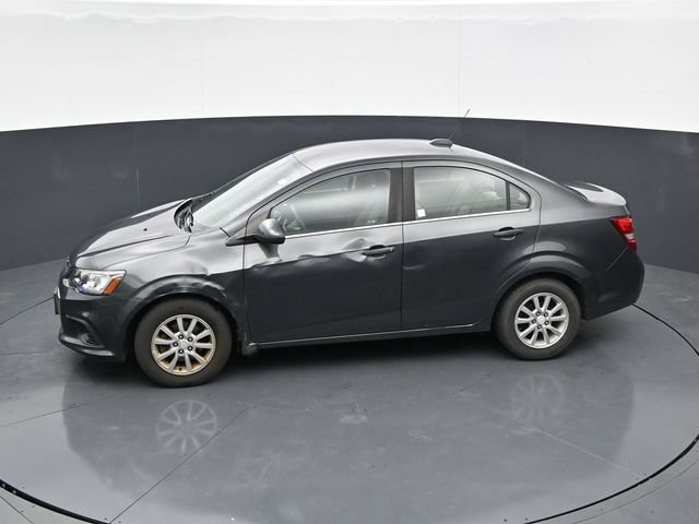 Used 2017 Chevrolet Sonic LT FWD image 34