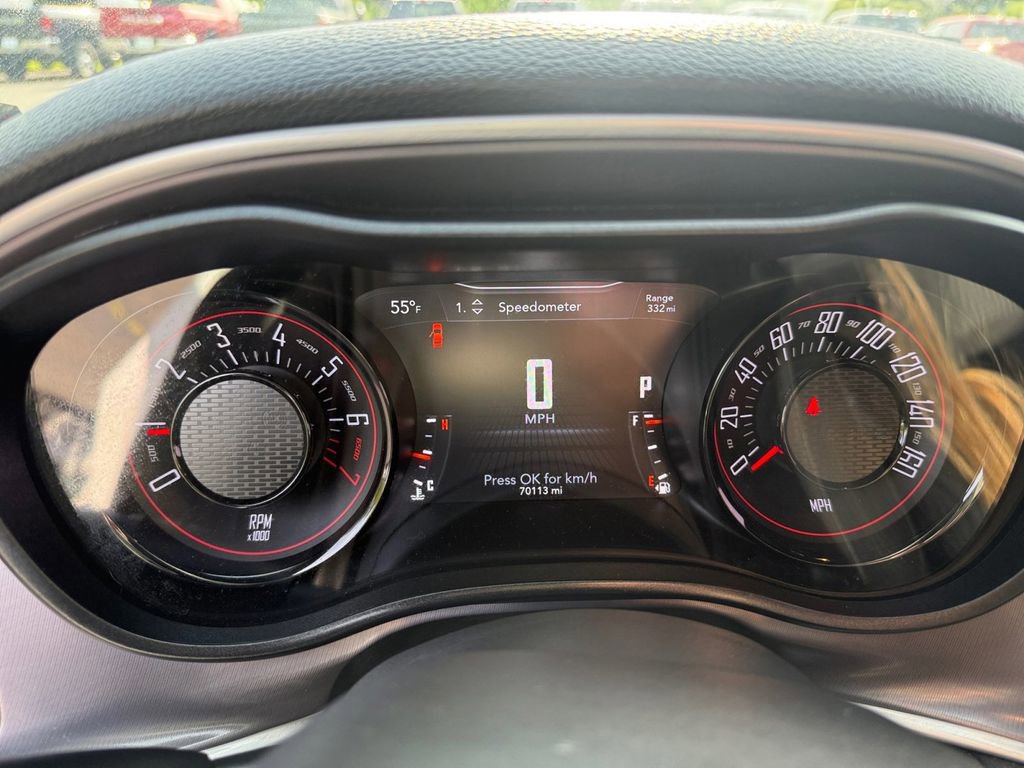 Used 2020 Dodge Challenger SXT w/ Blacktop Package RWD image 15