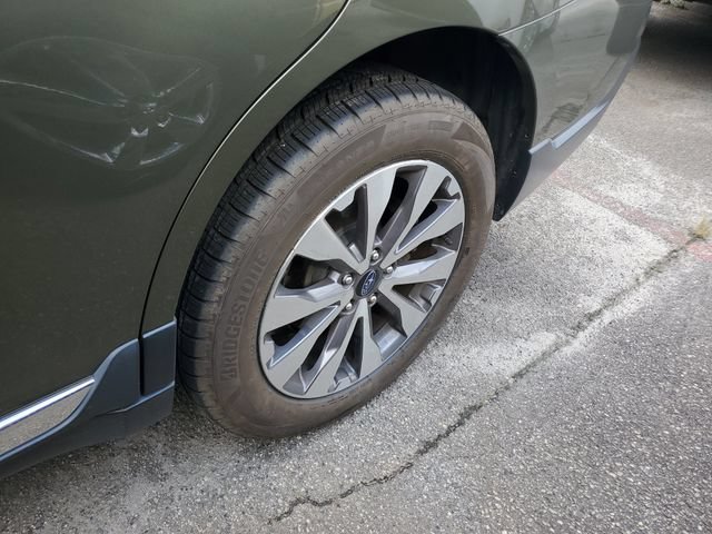 Used 2018 Subaru Outback 2.5i Touring AWD/4WD image 7