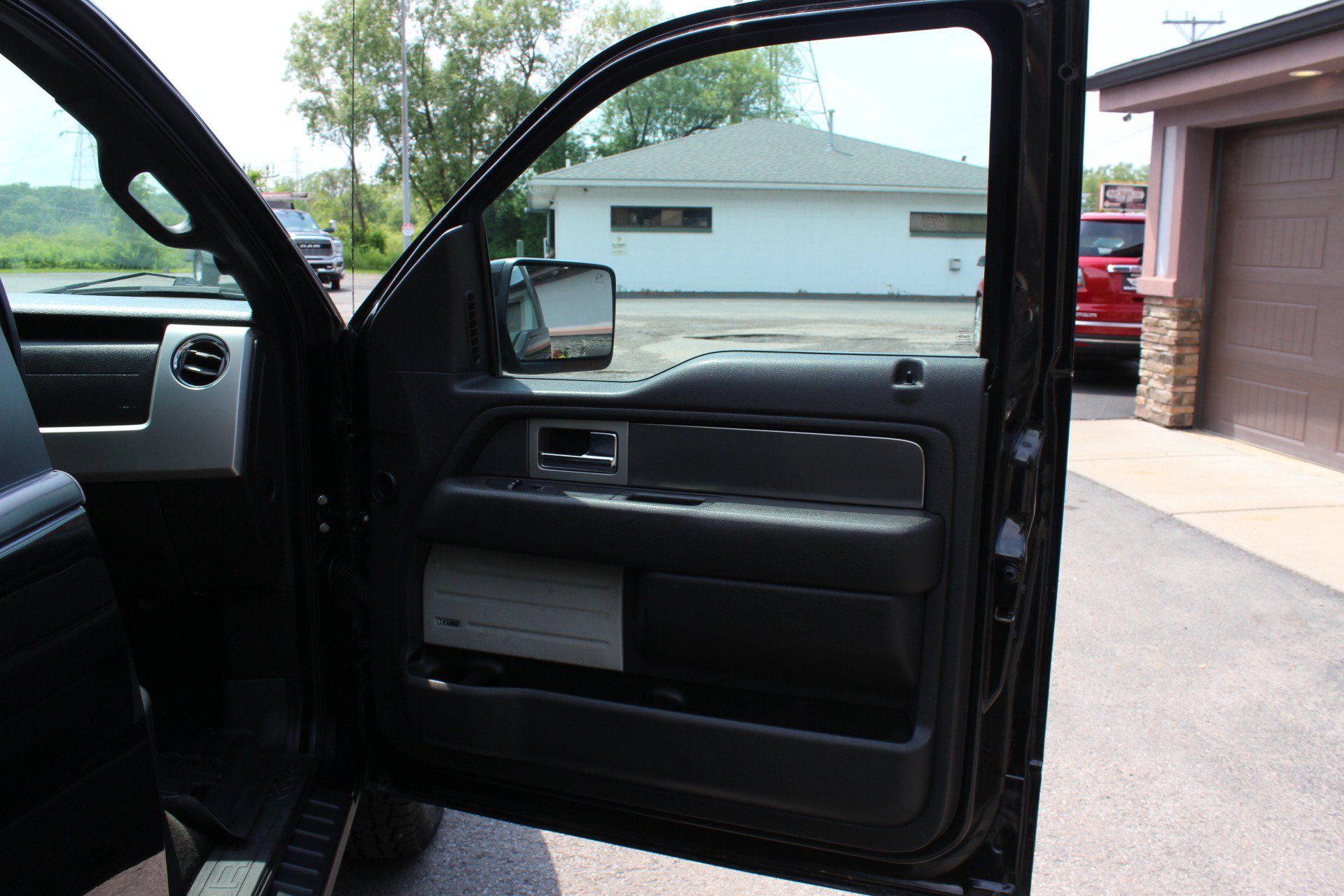 Used 2013 Ford F150 FX4 w/ Luxury Equipment Group AWD/4WD image 35