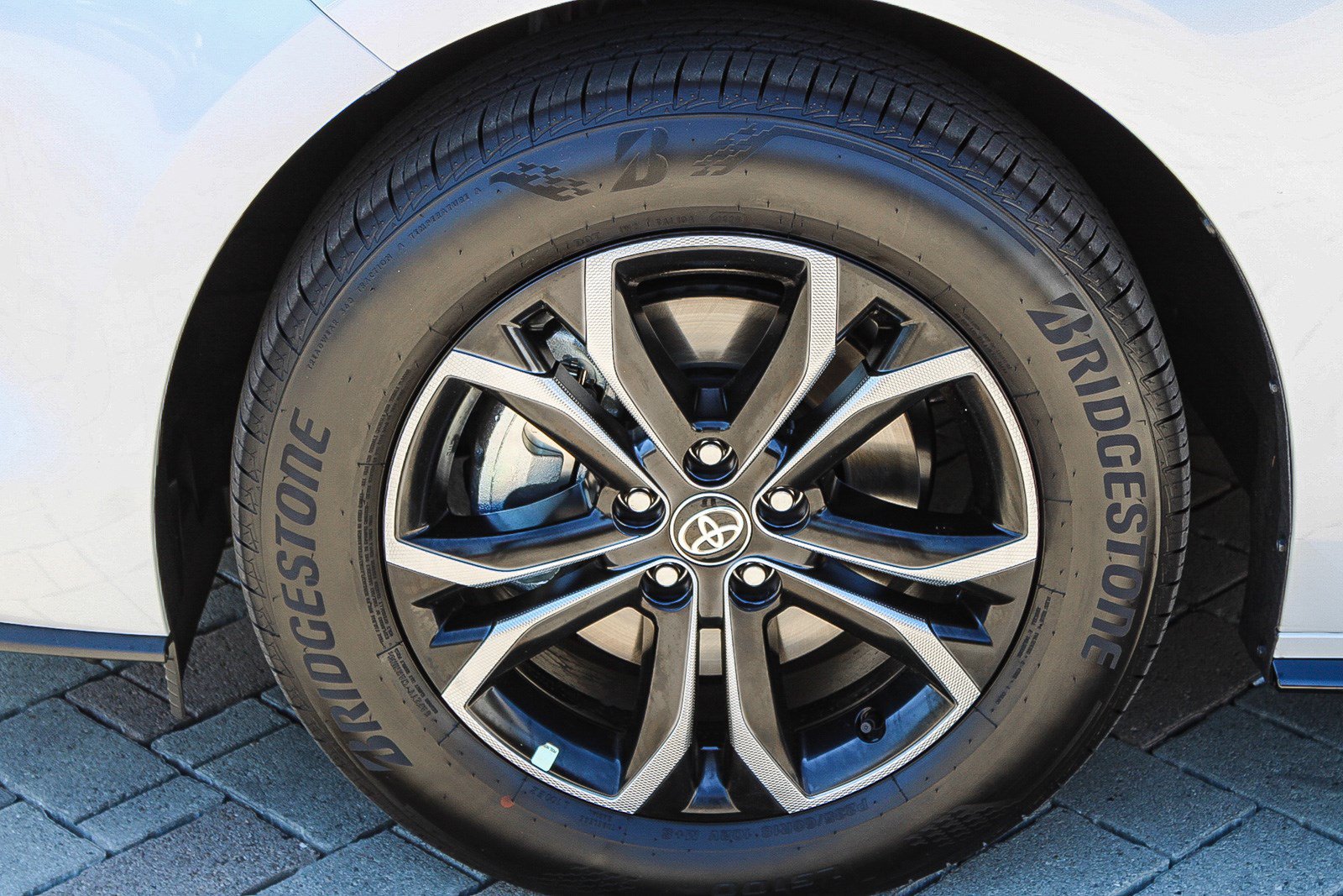 Certified 2026 Toyota Sienna Platinum AWD/4WD image 13