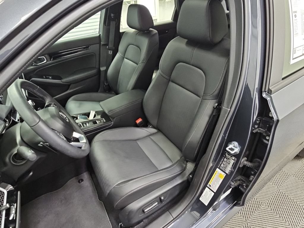 Used 2025 Honda Civic Sport Touring image 29