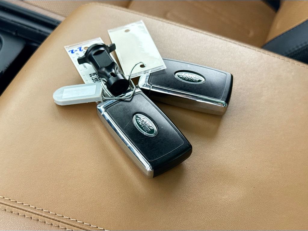 Used 2023 Land Rover Defender 110 X image 17