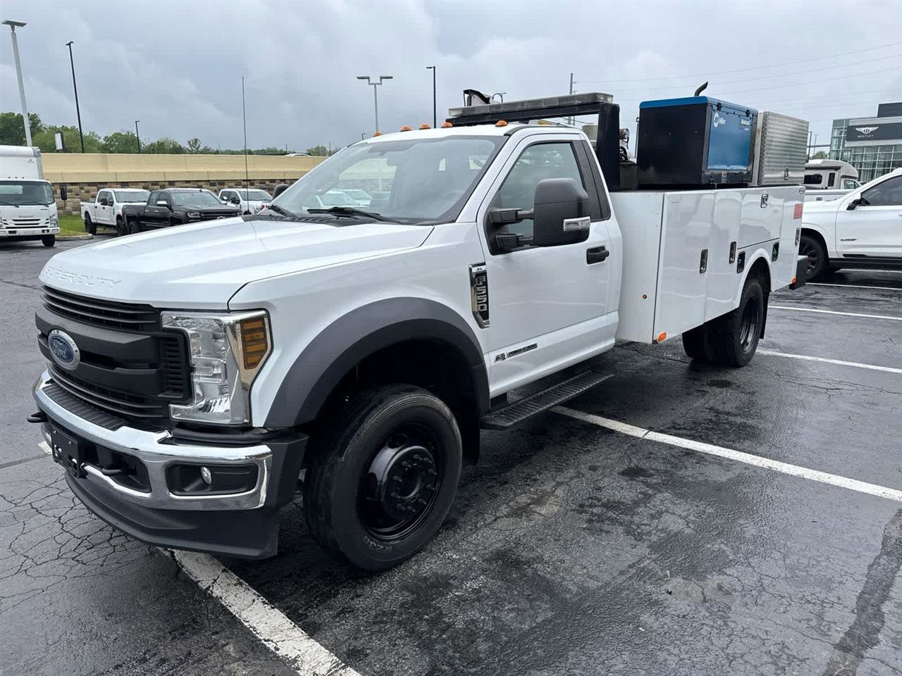 Used 2019 Ford F550 4x4 Regular Cab Super Duty image 5