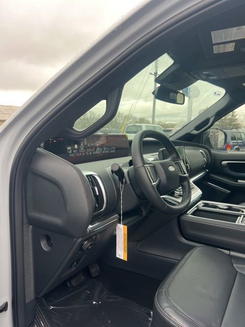 Used 2026 Ford Expedition Max Platinum AWD/4WD image 30
