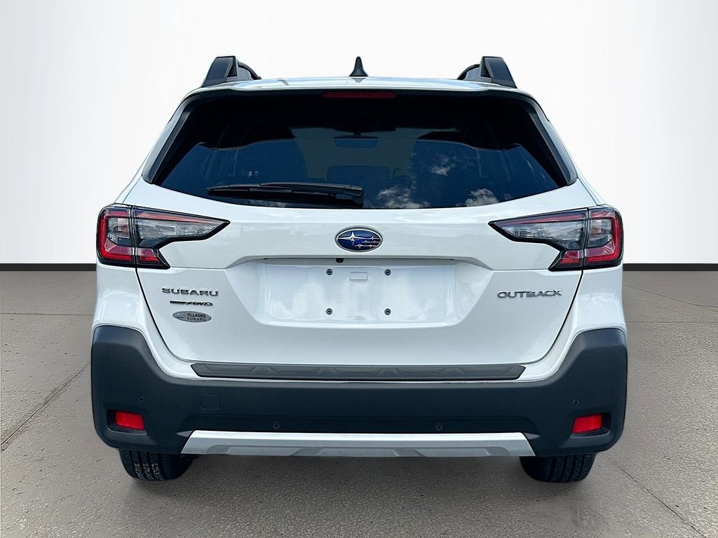 Used 2023 Subaru Outback Limited image 6