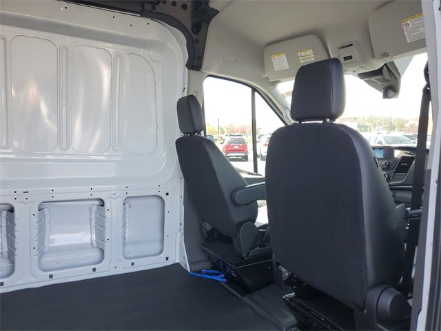 New 2025 Ford Transit 150 148 Medium Roof AWD image 18