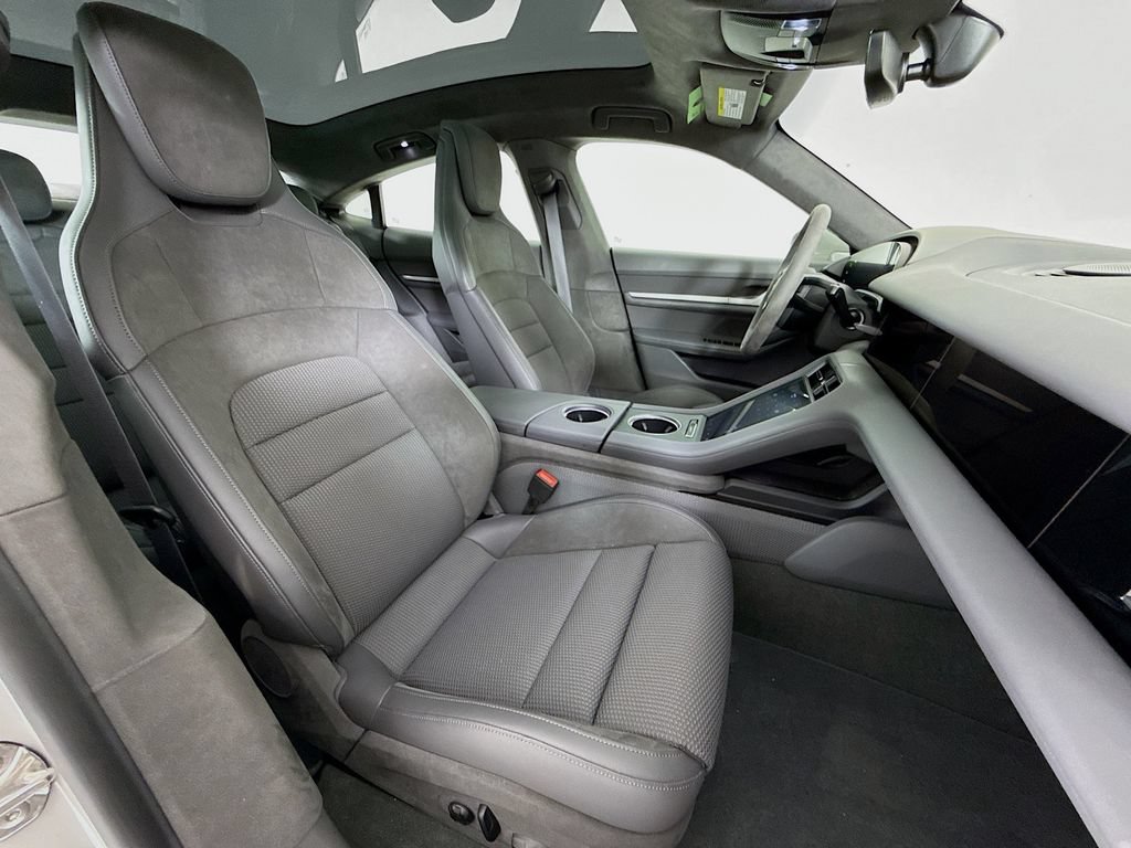 Certified 2024 Porsche Taycan 4S AWD/4WD image 28