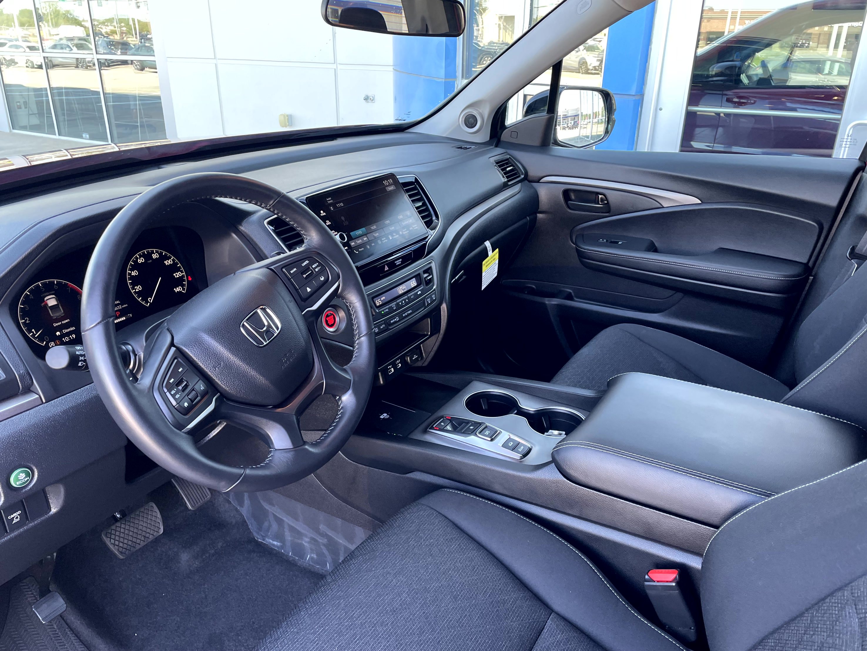 Certified 2025 Honda Ridgeline Sport image 12