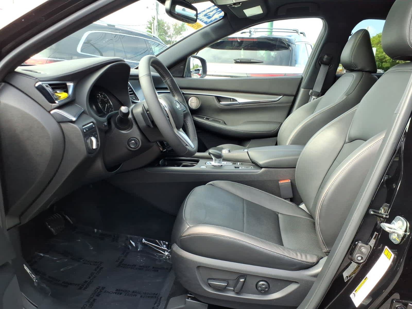 Certified 2023 INFINITI QX55 Essential AWD/4WD image 10